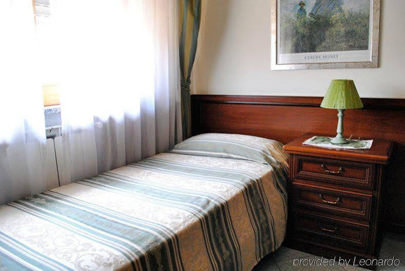 Hotel Octavia Rome Extérieur photo